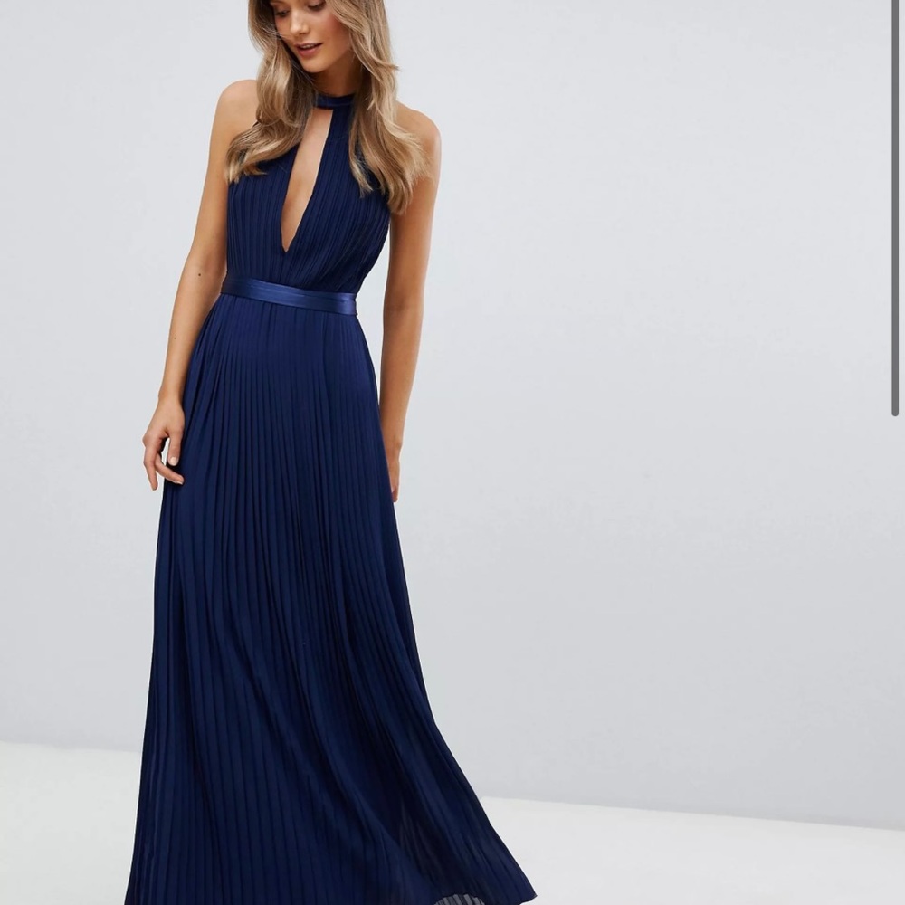 TFNC Pleated Maxi Bridesmaid Dress with Cross Back and Bow Detail Size 4